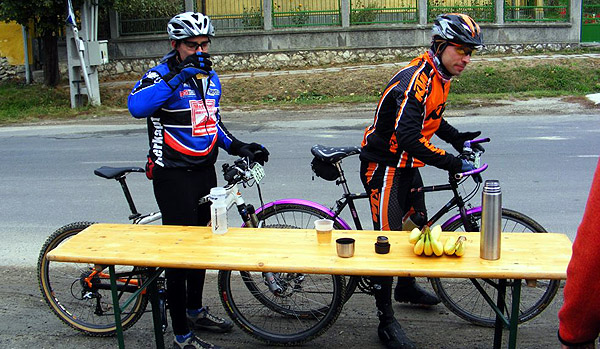 Z&ouml;ld Sportok H&eacute;tv&eacute;g&eacute;je, H&aacute;rom V&aacute;r Kupa Maraton, Csesznek