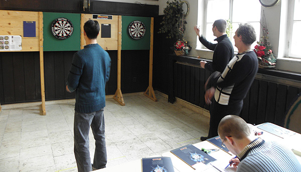 darts