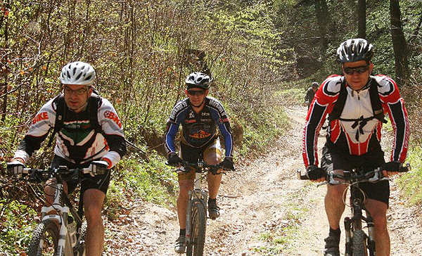 Tavaszköszöntő Kerékpáros Teljesítménytúra Várpalotán